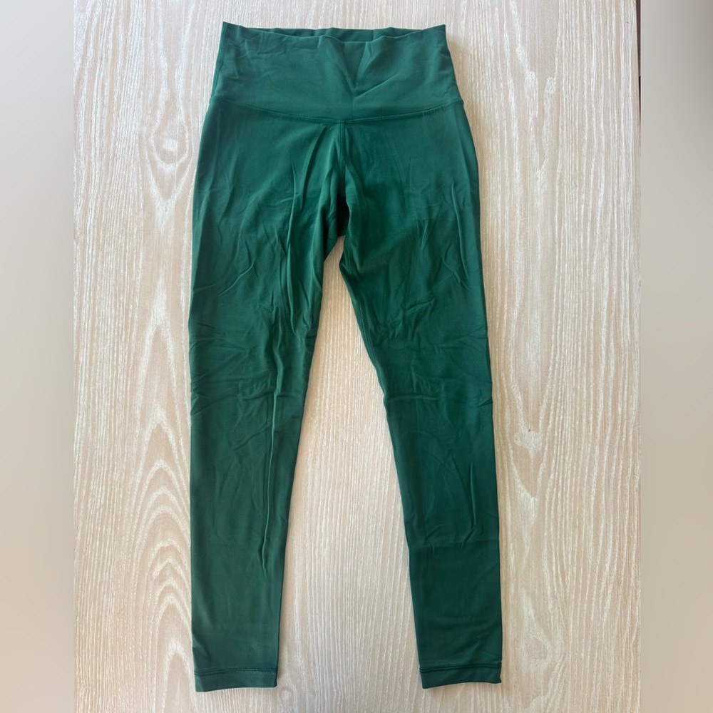 TNA Aritzia Butter Leggings
